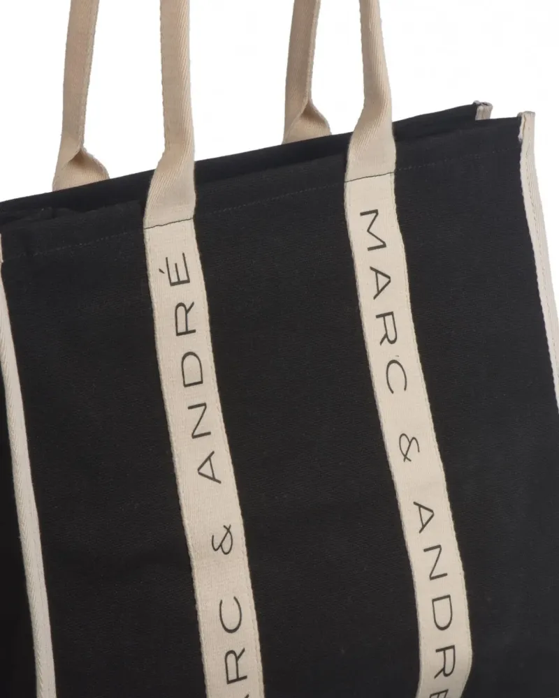 Ленена лятна чанта в черен цвят