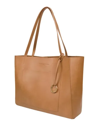 Елегантна чанта в  бежов цвят Mare