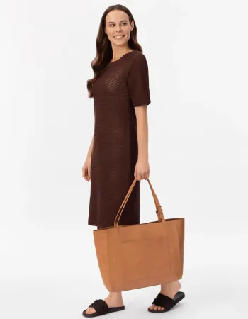 Елегантна чанта в  бежов цвят Mare