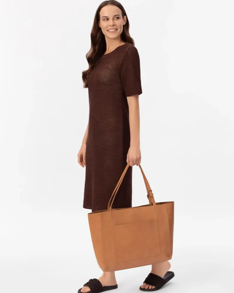 Елегантна чанта в  бежов цвят Mare