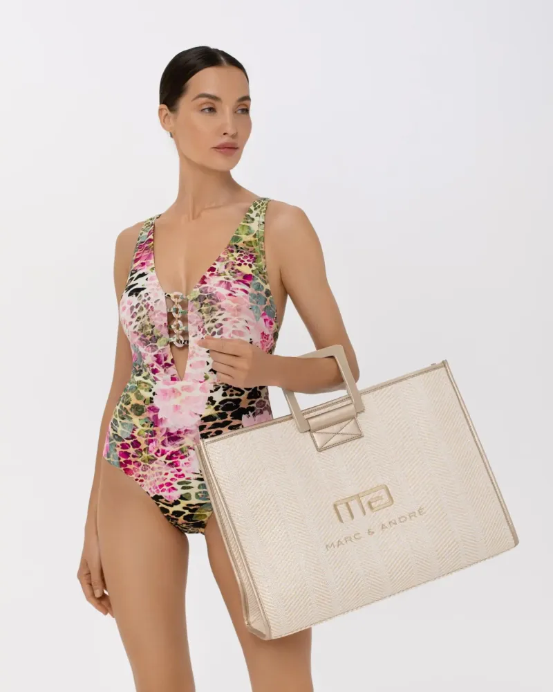 Елегантна лятна чанта в кремав нюанс