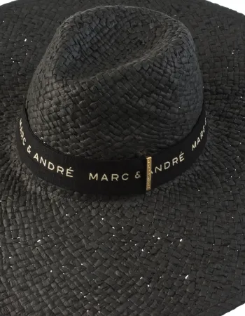 Черна шапка с широка периферия Sun Veil