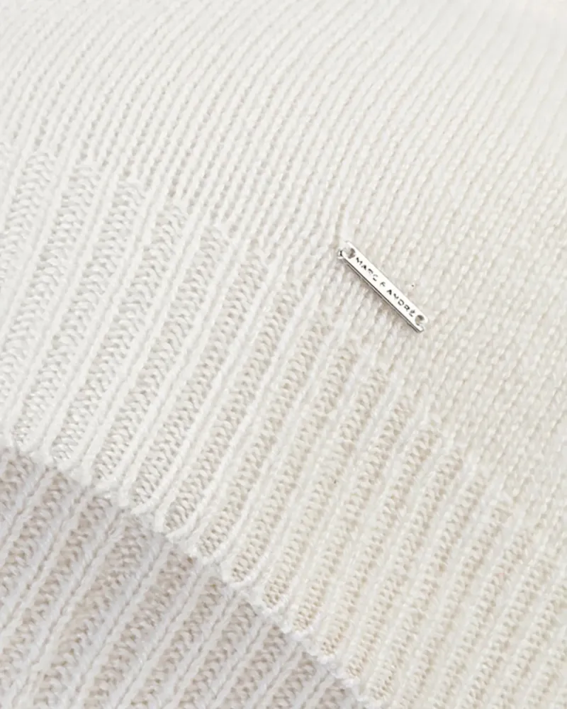 Шапка от 100% луксозен кашмир Weightless luxury екрю