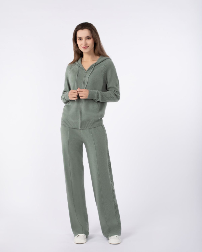 Кашмирен пуловер с качулка и цип BRAIDED ELEGANCE