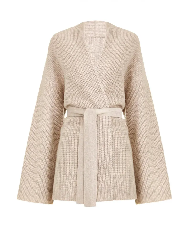 Жилетка от фин кашмир беж QUIET MOTION