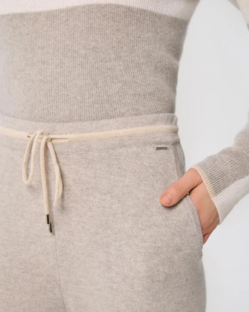 Кашмирен панталон URBAN BLOCK