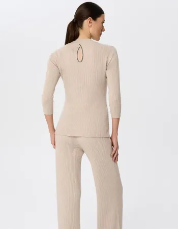 Елегантен кашмирен пуловер беж QUIET MOTION