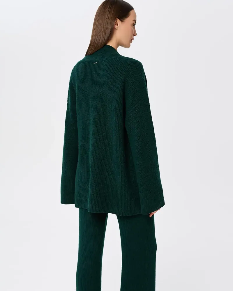 Жилетка от фин кашмир QUIET MOTION