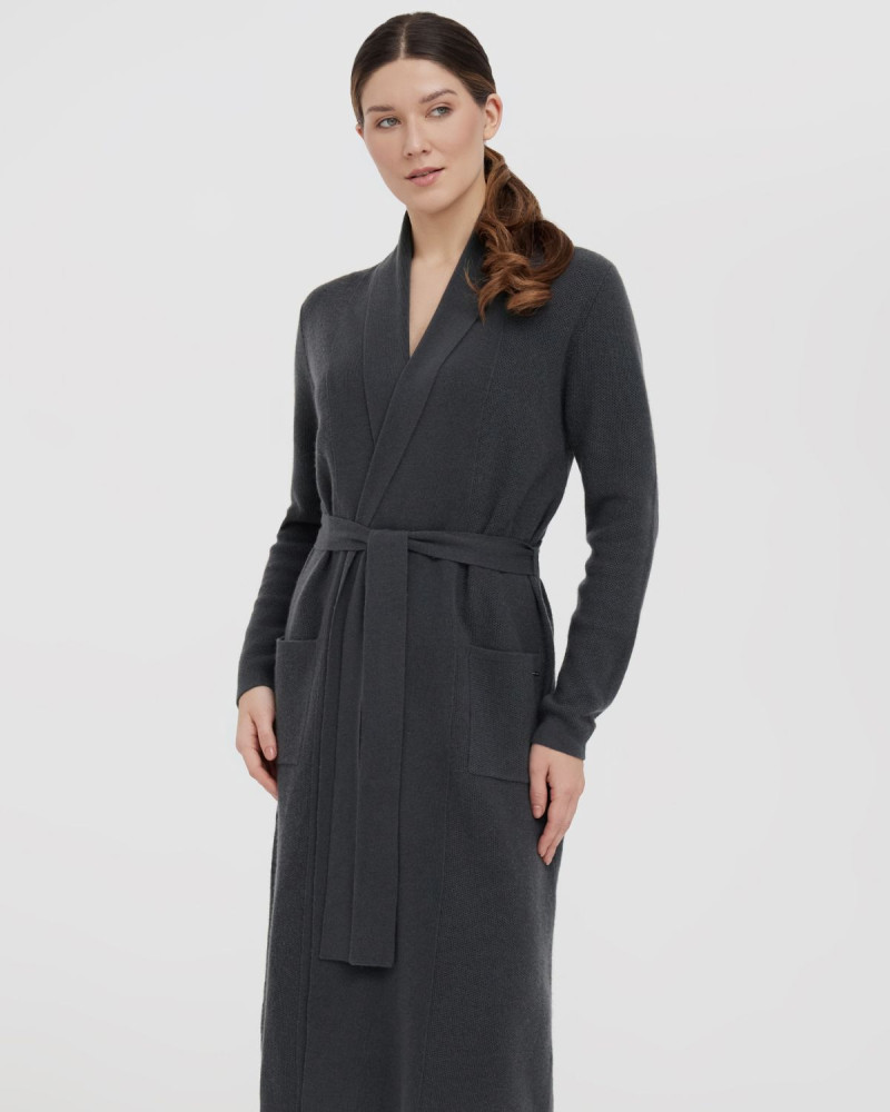 Кашмирена жилетка в графитено сиво LAYERED LINES