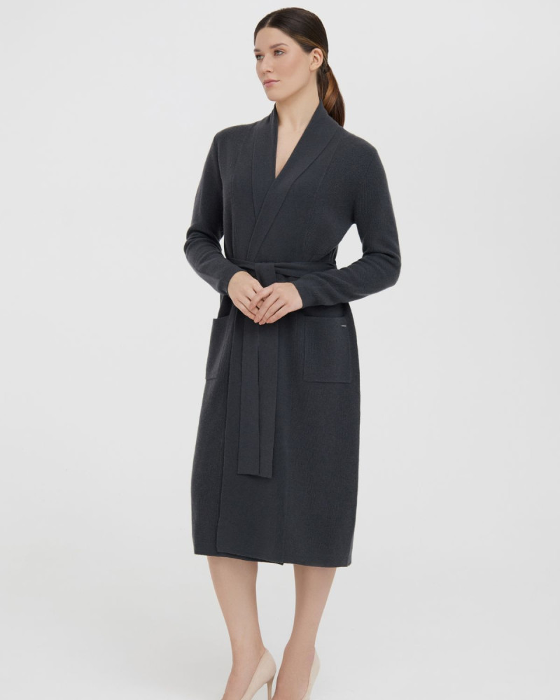 Кашмирена жилетка в графитено сиво LAYERED LINES