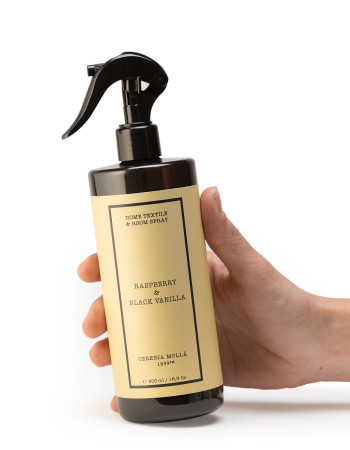 Ароматизатор за текстил Raspberry & Black Vanilla 500ml Ароматизатор за текстил Raspberry & Black Vanilla 500ml