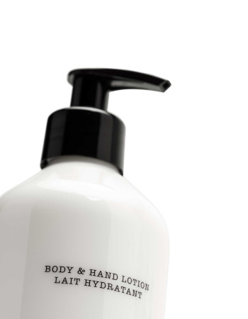 Лосион за ръце и тяло Black Orchid & Lily . 500 ml