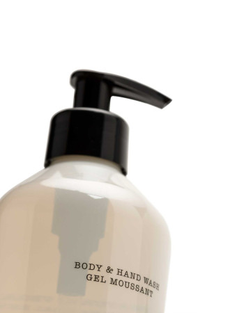 Течен сапун за ръце и тяло Black Orchid & Lily 500 ml