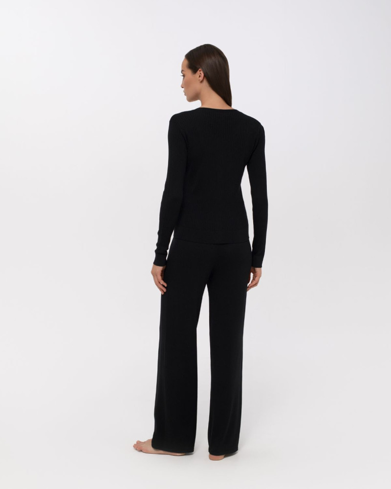 Жилетка с коприна и вискоза Mellow Moments BLACK