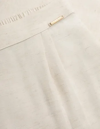 Къси ленени панталони Shiny Linen