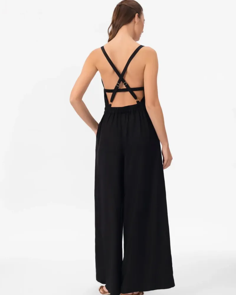 Ленен гащеризон в черен цвят Shiny Linen