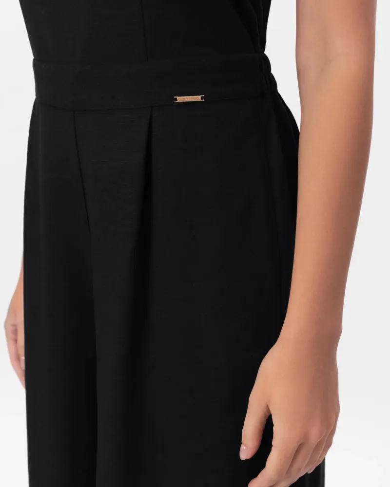 Ленен гащеризон в черен цвят Shiny Linen