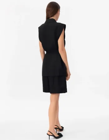 Къси ленени панталони в черен цвят Shiny Linen