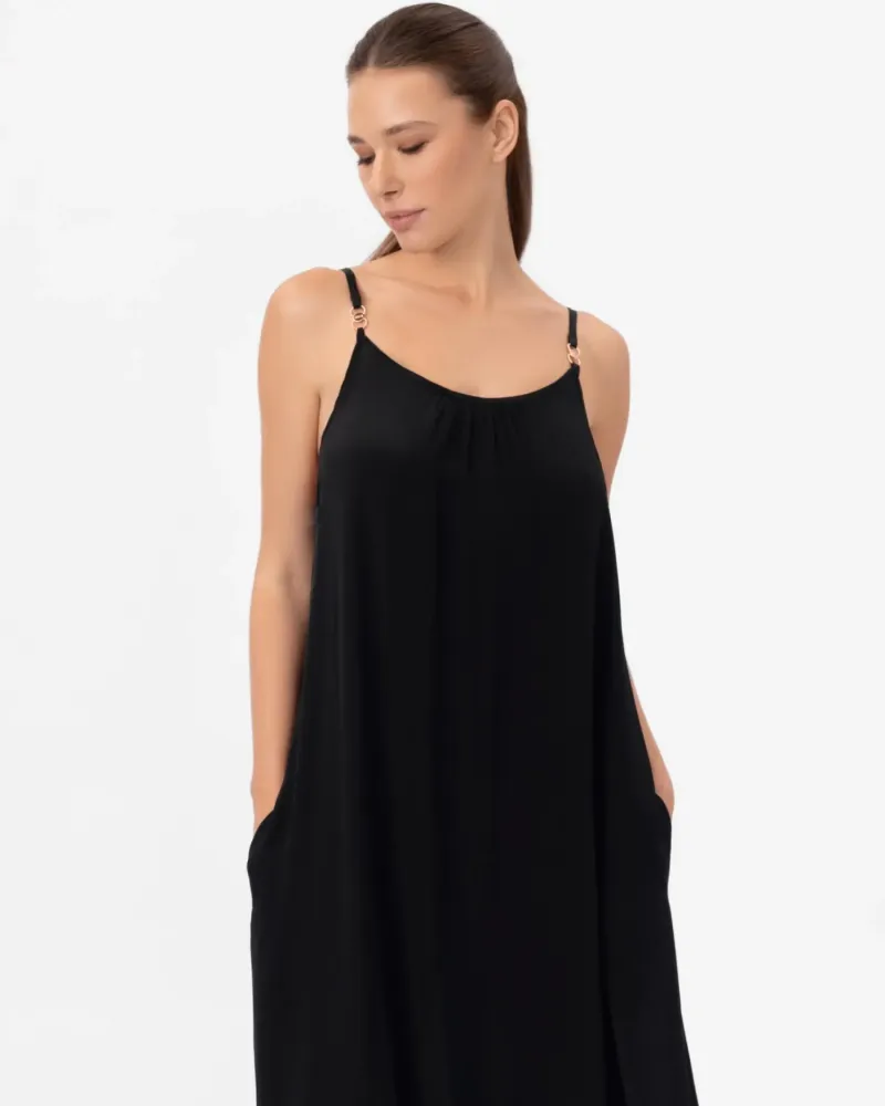 Черна рокля със странични джобове LUXURY FRAGRANCE