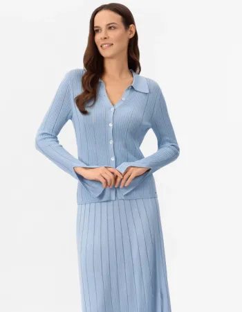 Жилетка от коприна и вискоза в светло синьо COSMIC WHISPER