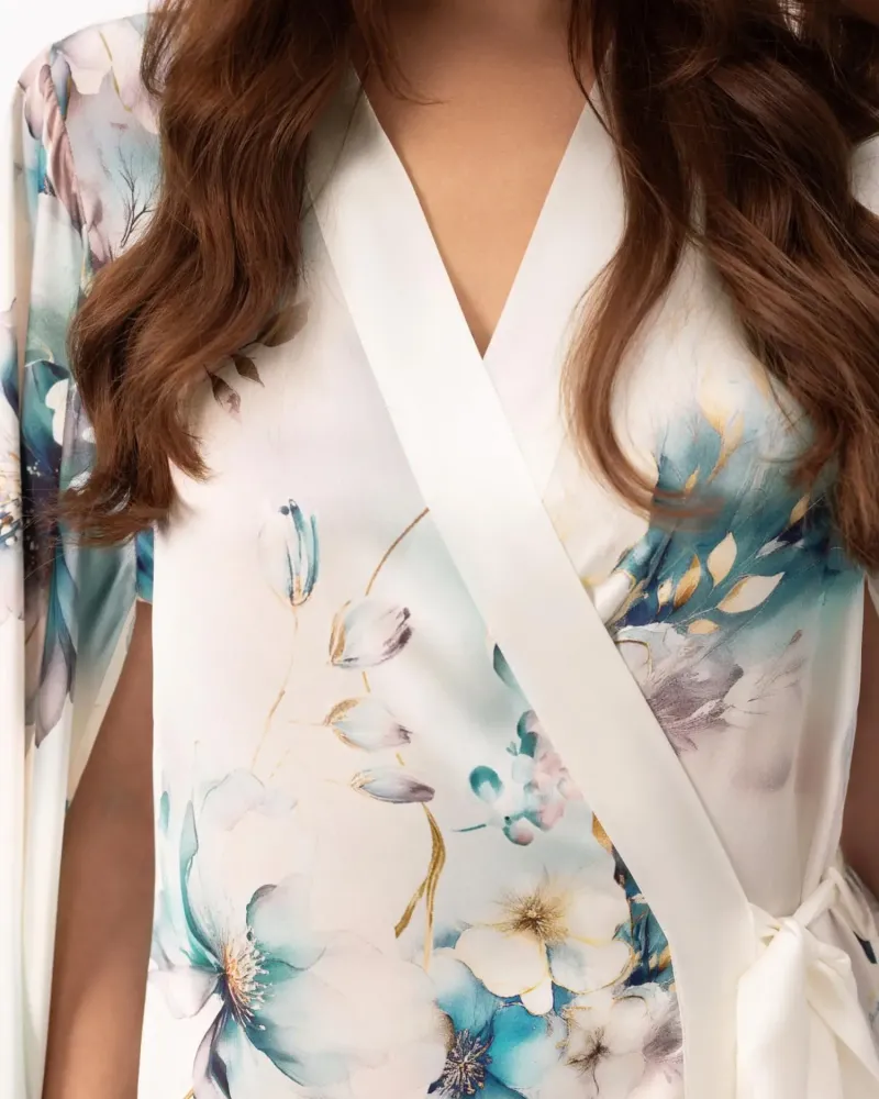 Копринено кимоно Florelle