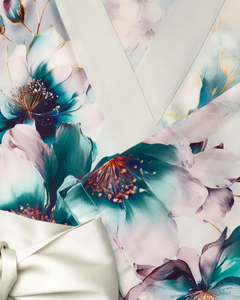 Късо копринено кимоно Florelle