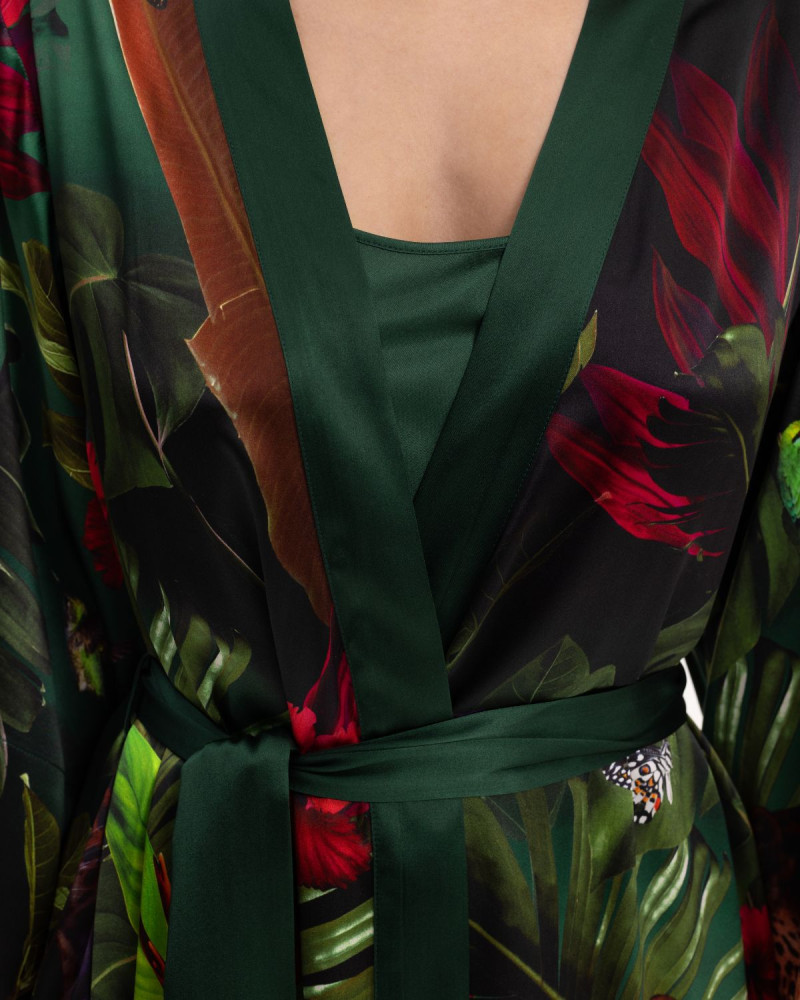 Копринено кимоно Hidden Oasis