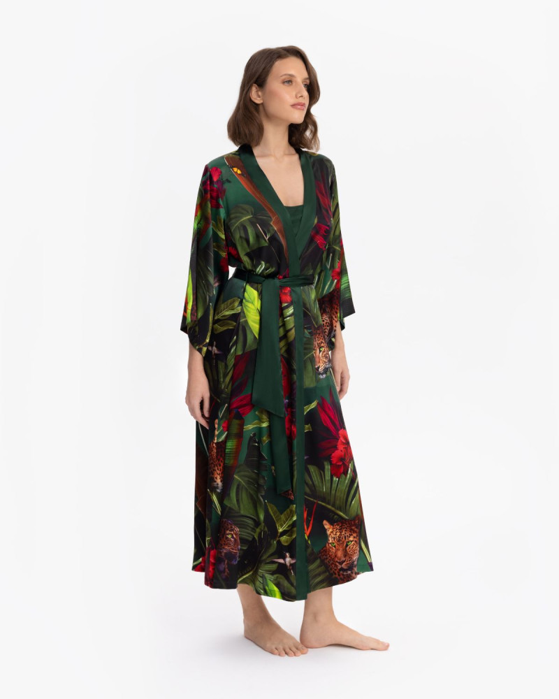 Копринено кимоно Hidden Oasis