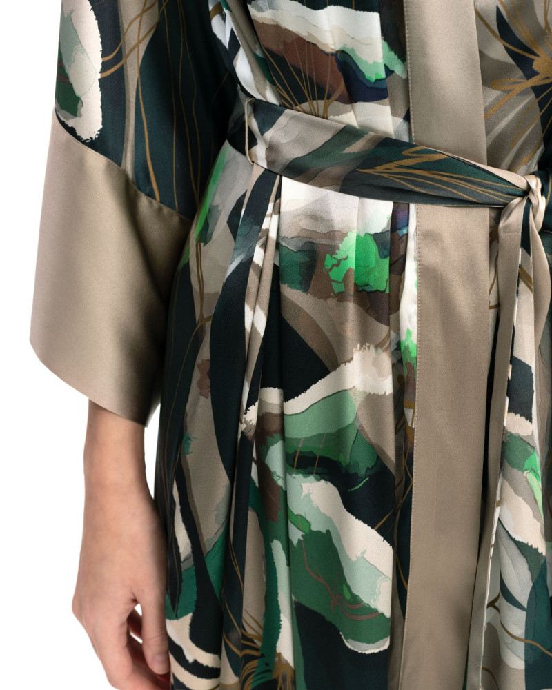 Копринено кимоно Precious