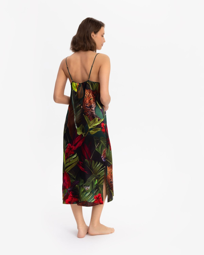 Копринена нощница Hidden Oasis