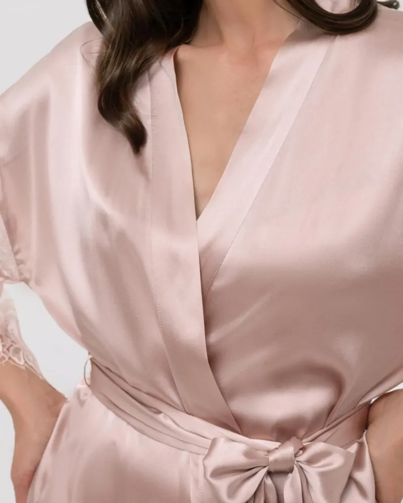 Дълго кимоно - халат от коприна Divine