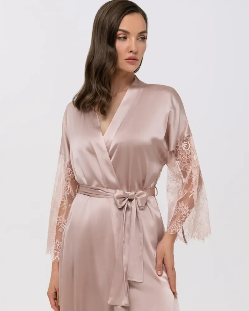 Дълго кимоно - халат от коприна Divine