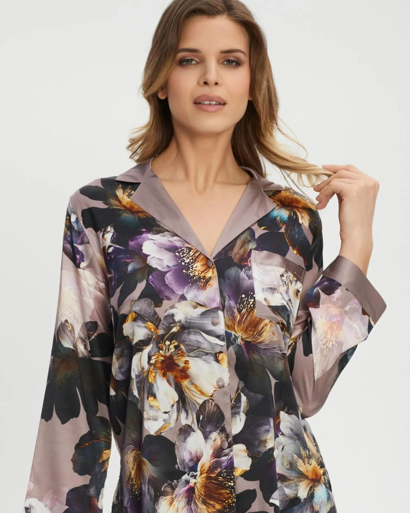 Копринена блуза Always Queen