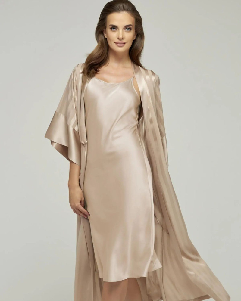 Копринено кимоно Silk Story