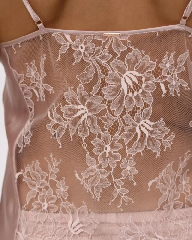 Луксозен копринен сет - пижама в сребристо - розов нюанс Divine