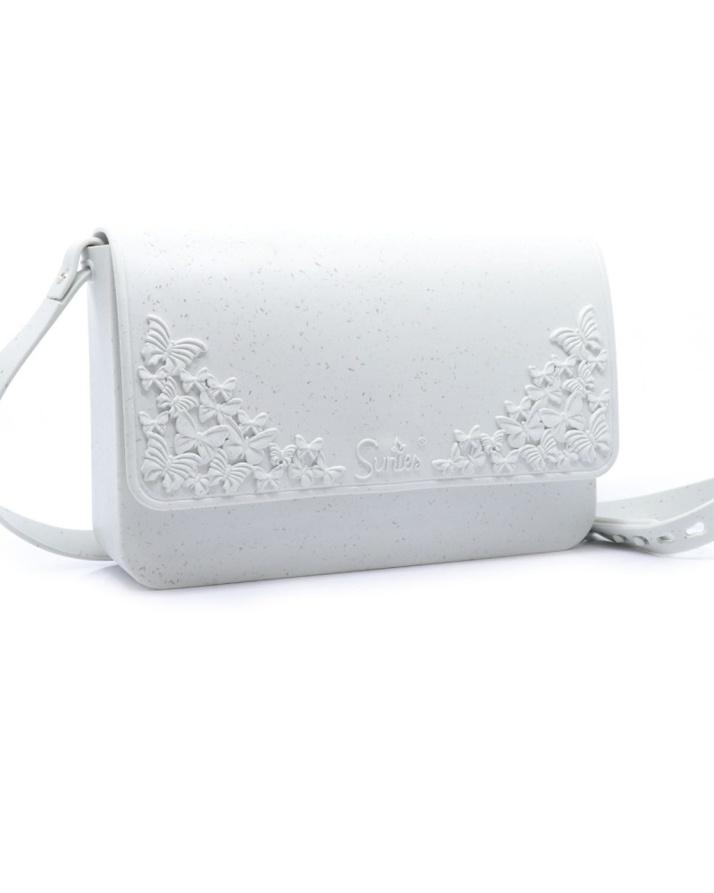 Бяла чанта през рамо