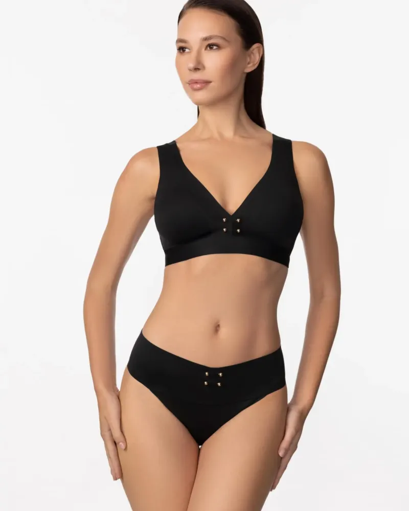 Бански горна част без банели в черен цвят PURE FOAM