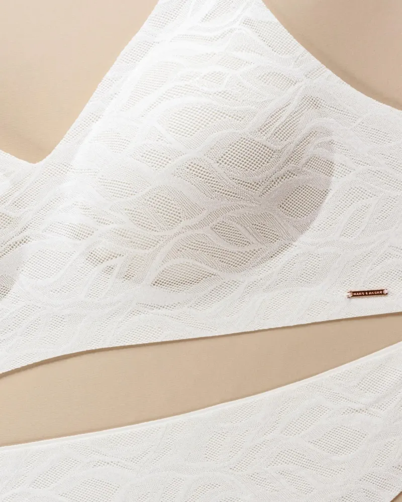 Бял сутиен без банели Lacy Skin