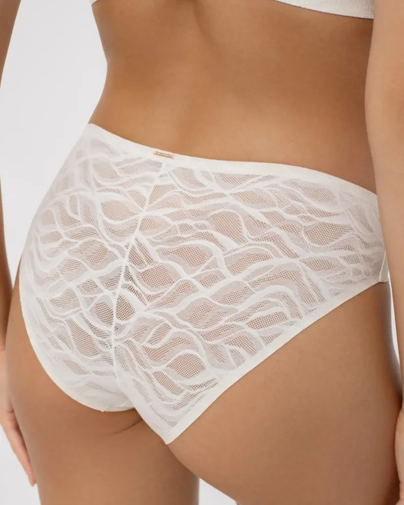 Безшевни бикини бразилиана Lacy Skin