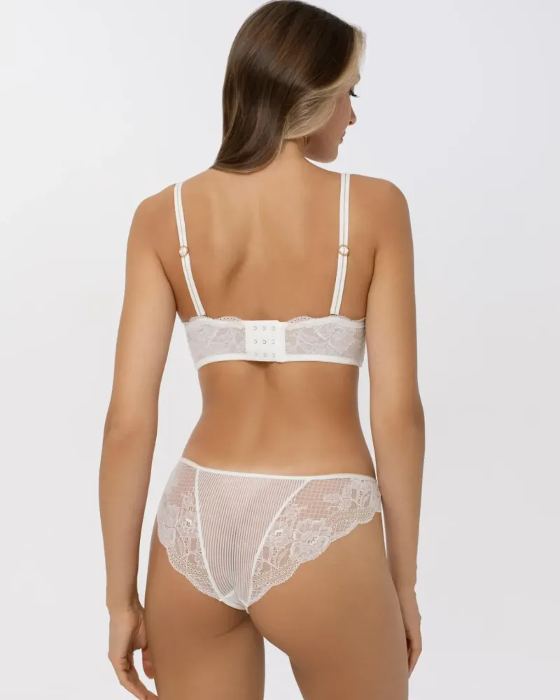 Бикини бразилиана Embracing