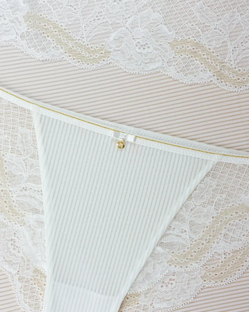 Бикини бразилиана Embracing