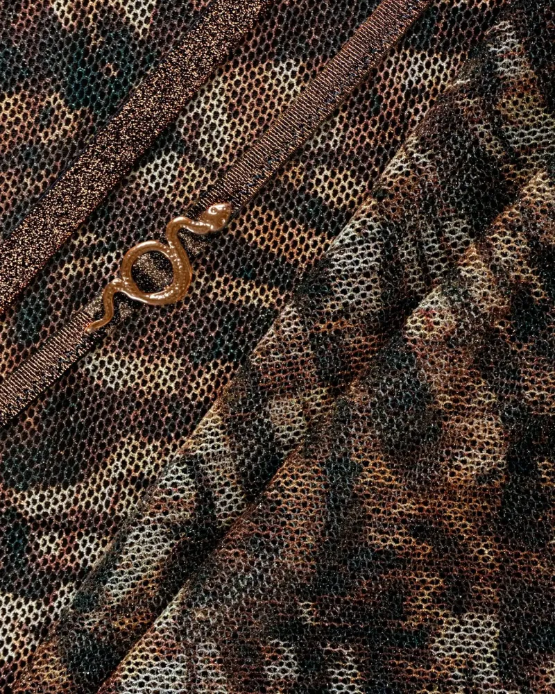 Бразилиана със средна талия Fearless