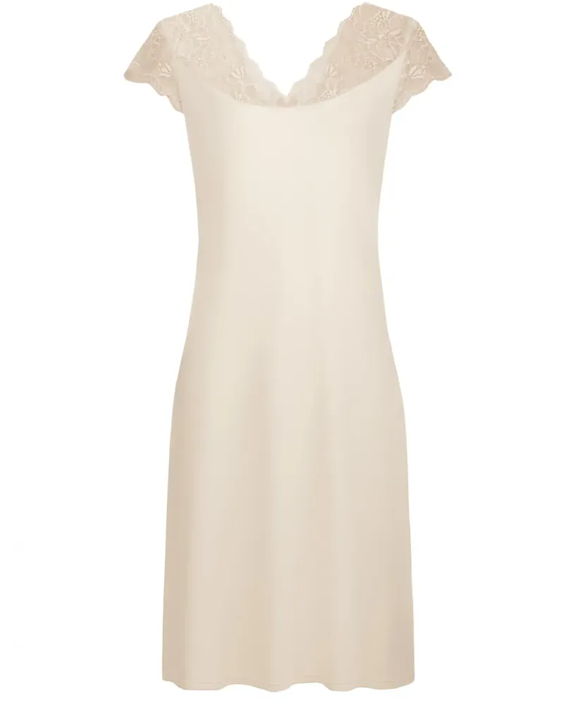 Нощница с дантела Dreamer