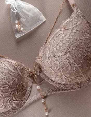 Сутиен с Push-Up ефект Charming: Сутиен с Push-Up ефект Charming: