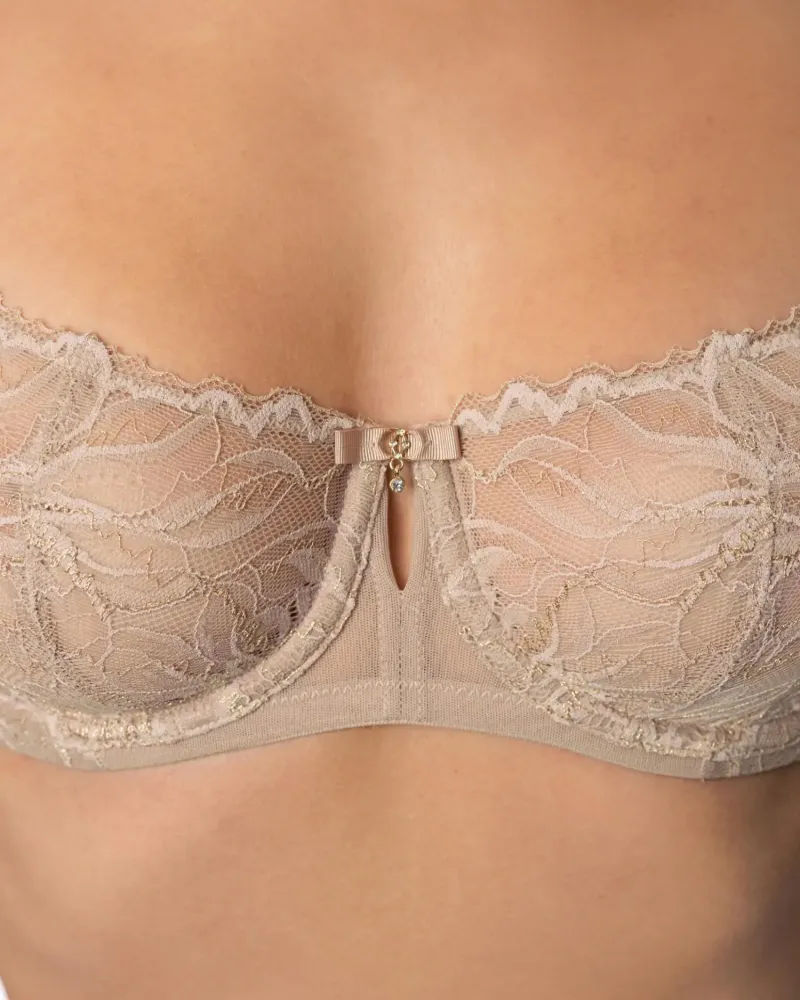 Сутиен с меки чашки TINTED PASTELS