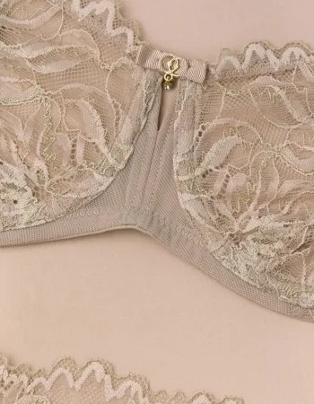 Сутиен с меки чашки TINTED PASTELS