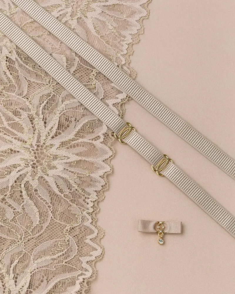 Сутиен с банели TINTED PASTELS