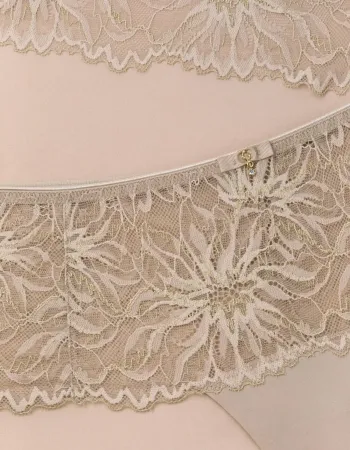 Стринг със средна талия TINTED PASTELS