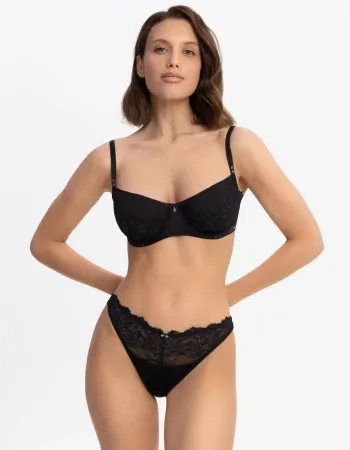 Стринг със средна талия Enigma