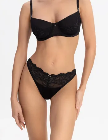 Стринг със средна талия Enigma